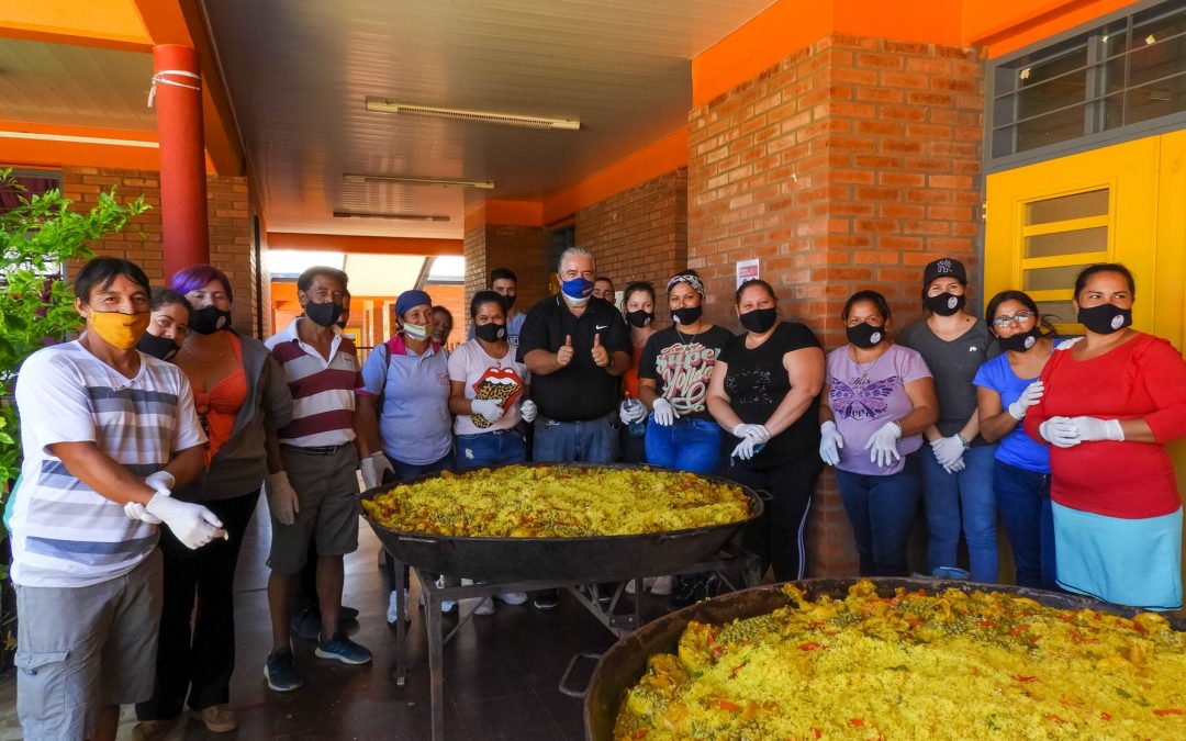 LA FUNDACIÓN Y SU EQUIPO BRINDÓ UN ALMUERZO SOLIDARIO EN SAN VICENTE