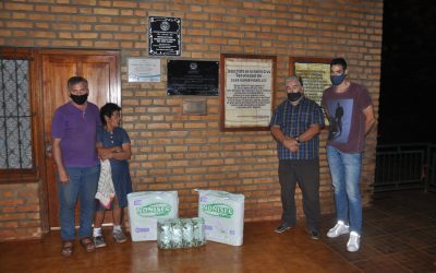 COMO FUNDACIÓN ACOMPAÑAMOS Y ENTREGAMOS DONACIONES AL HOGAR SANTA TERESA DEL NIÑO JESÚS